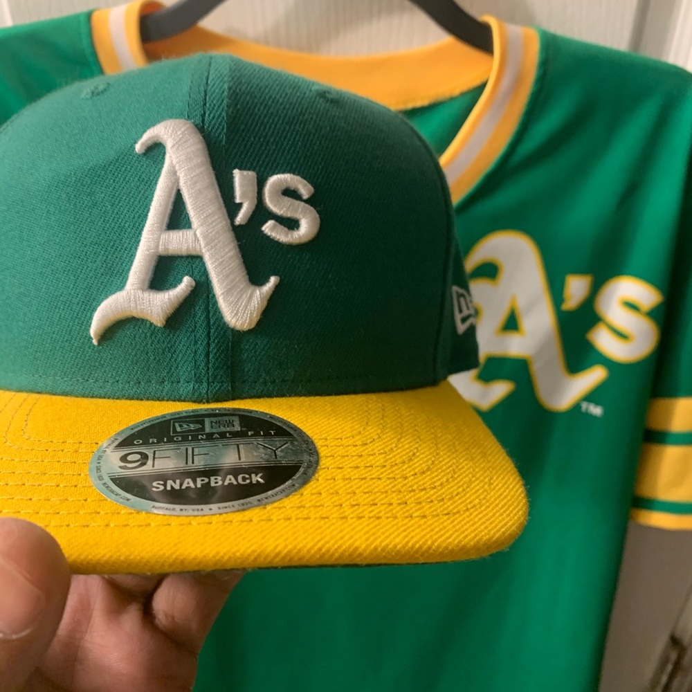 Oakland A”s Jersey and SnapBack - Picture 5 of 9